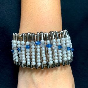 Handmade blue and white beaded bracelet